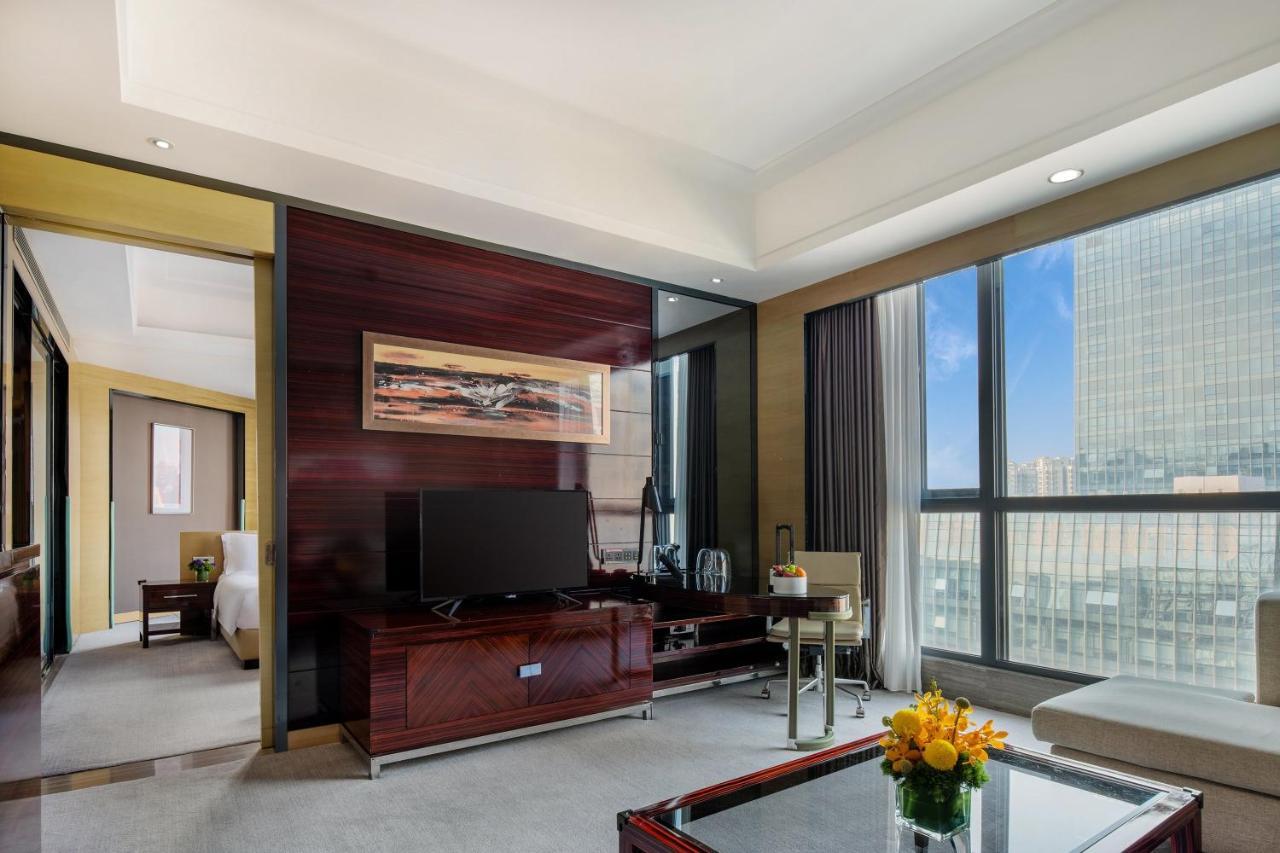 Crowne Plaza Shenzhen Longgang City Centre By Ihg Buitenkant foto
