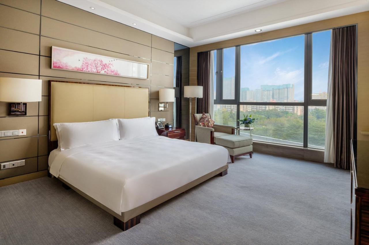 Crowne Plaza Shenzhen Longgang City Centre By Ihg Buitenkant foto