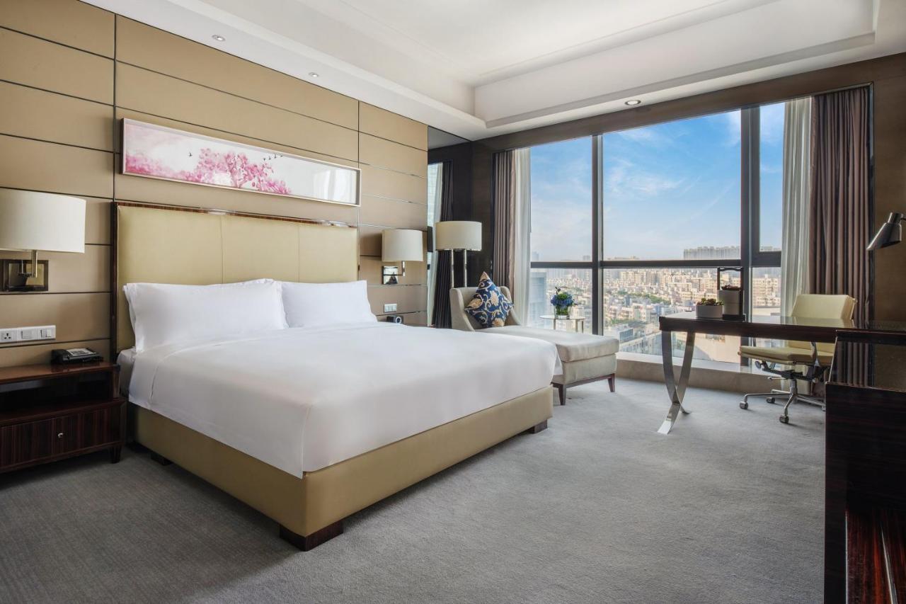 Crowne Plaza Shenzhen Longgang City Centre By Ihg Buitenkant foto