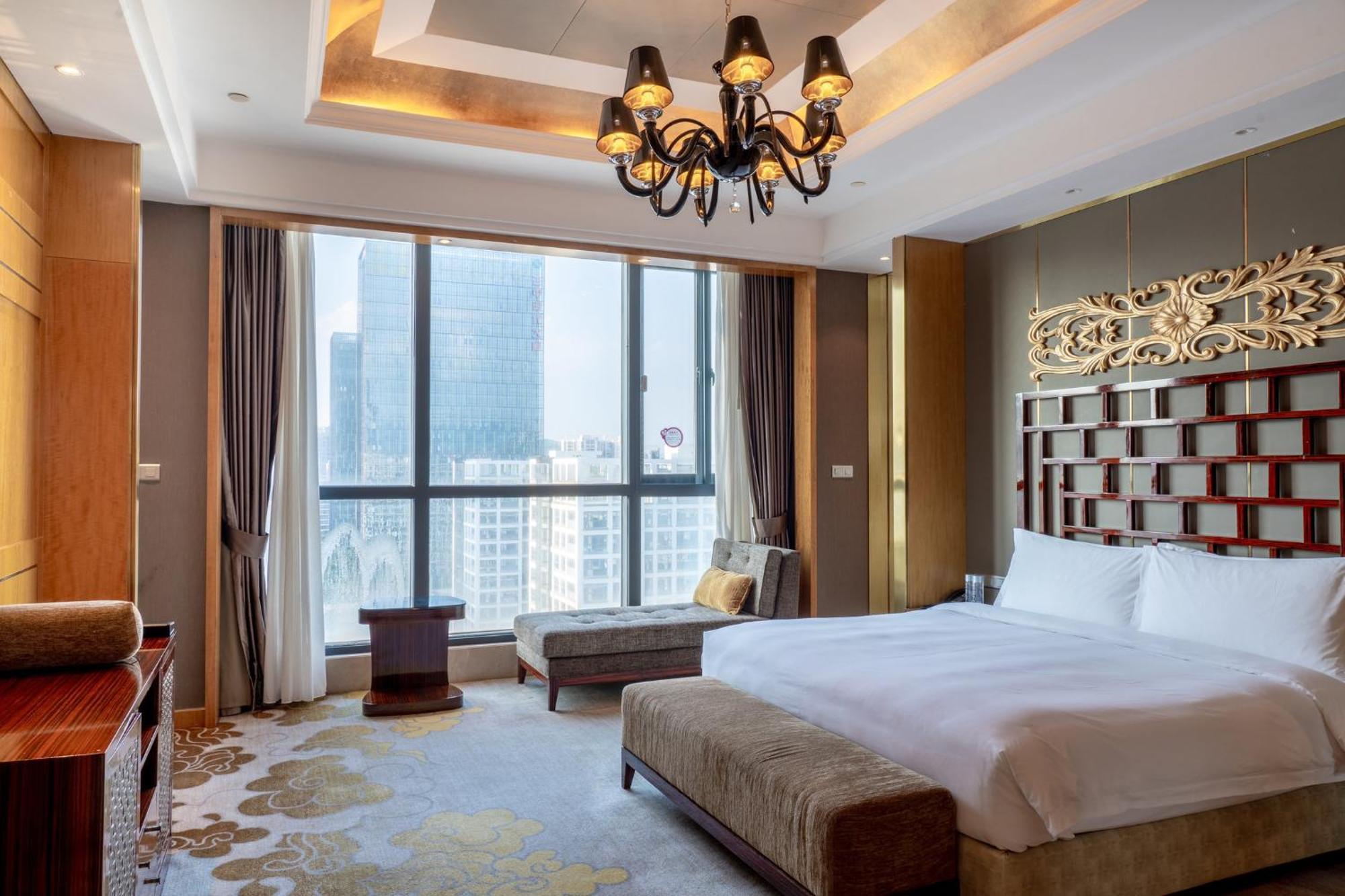 Crowne Plaza Shenzhen Longgang City Centre By Ihg Buitenkant foto