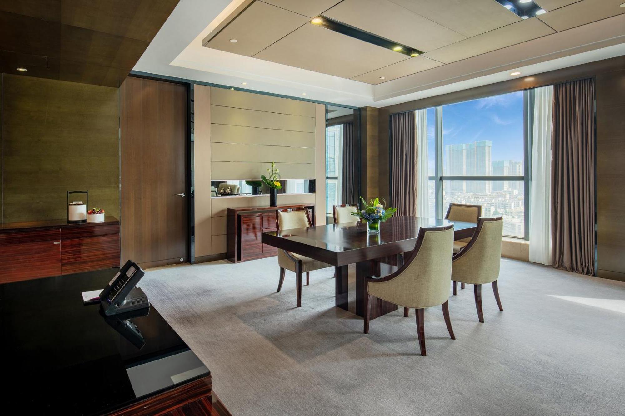 Crowne Plaza Shenzhen Longgang City Centre By Ihg Buitenkant foto