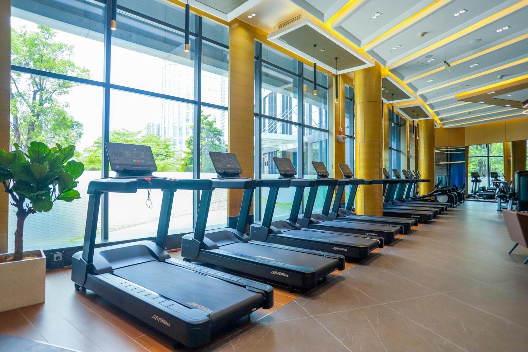 Crowne Plaza Shenzhen Longgang City Centre By Ihg Buitenkant foto